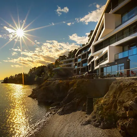 Ξενοδοχείο Boutique & Design Navis - Small Luxury Of The World 5*