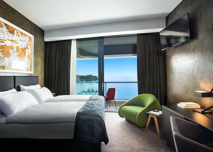 Boutique & Design Navis - Small Luxury Of The World 호텔 5*