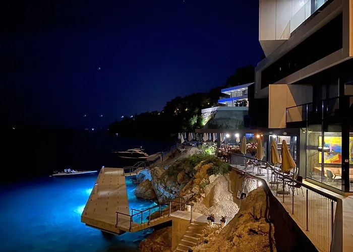 호텔 Boutique & Design Navis - Small Luxury Of The World