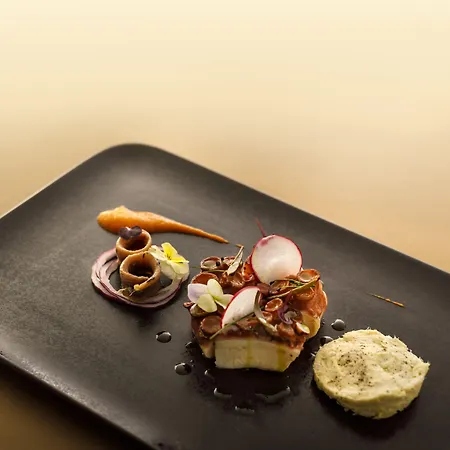 Boutique & Design Navis - Small Luxury Of The World 5* 오파티아