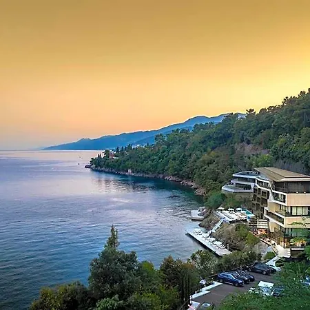 Boutique & Design Navis - Small Luxury Of The World Hotel 5*