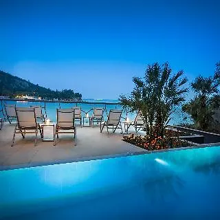 Boutique & Design Navis - Small Luxury Of The World Hotel