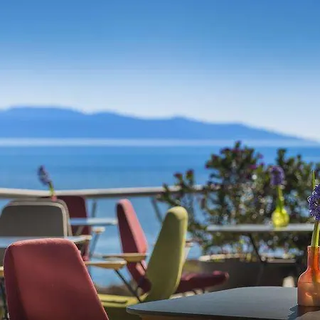 Hotel Boutique & Design Navis - Small Luxury Of The World 5*