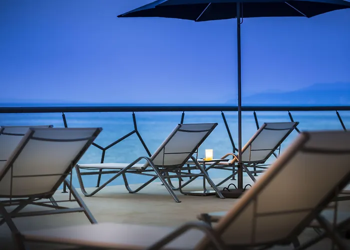 Hotel Boutique & Design Navis - Small Luxury Of The World 5*