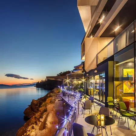 Boutique & Design Navis - Small Luxury Of The World Hotel